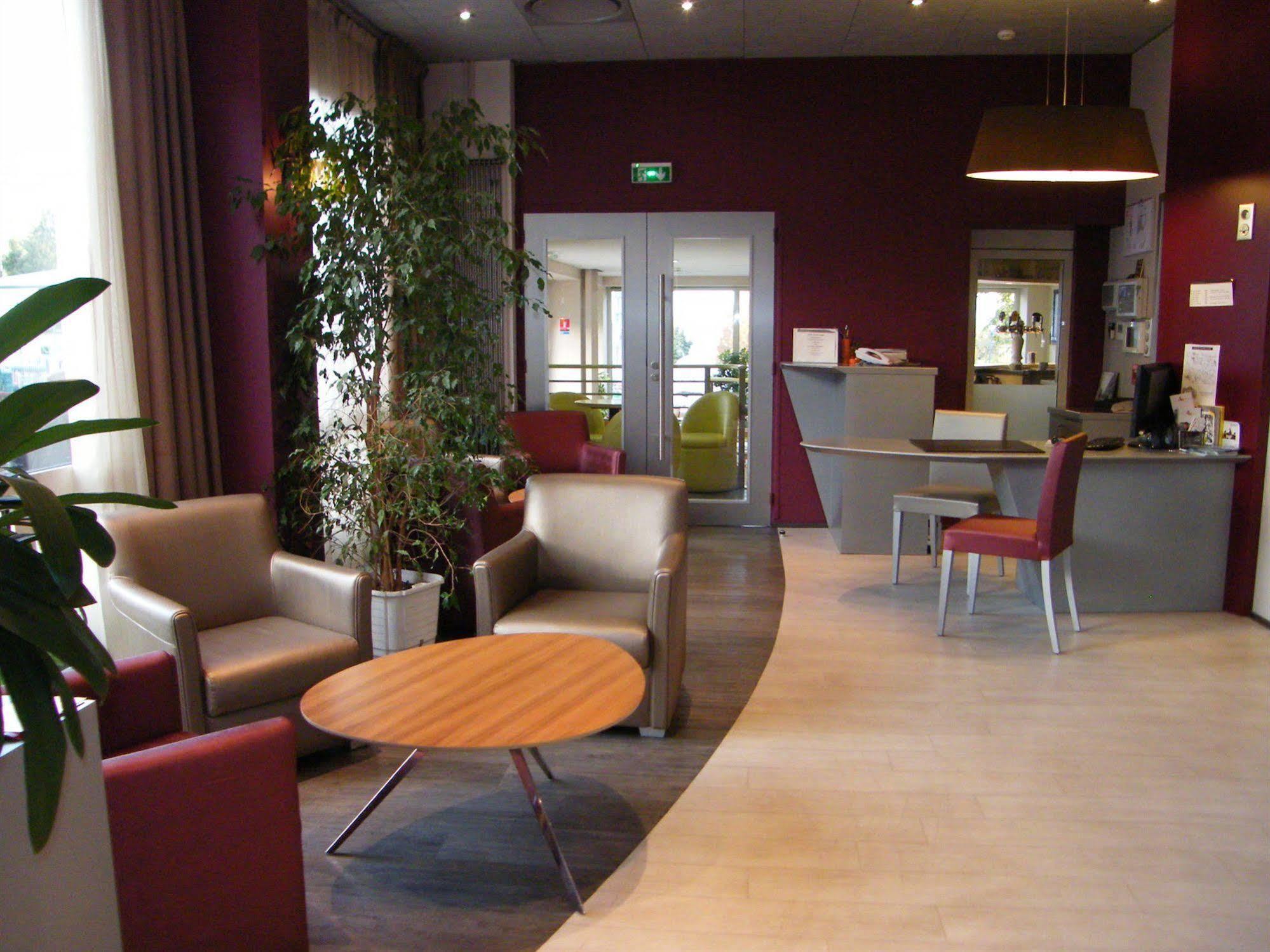 Cit'Hotel Saint-Pierre Vire  Exterior photo