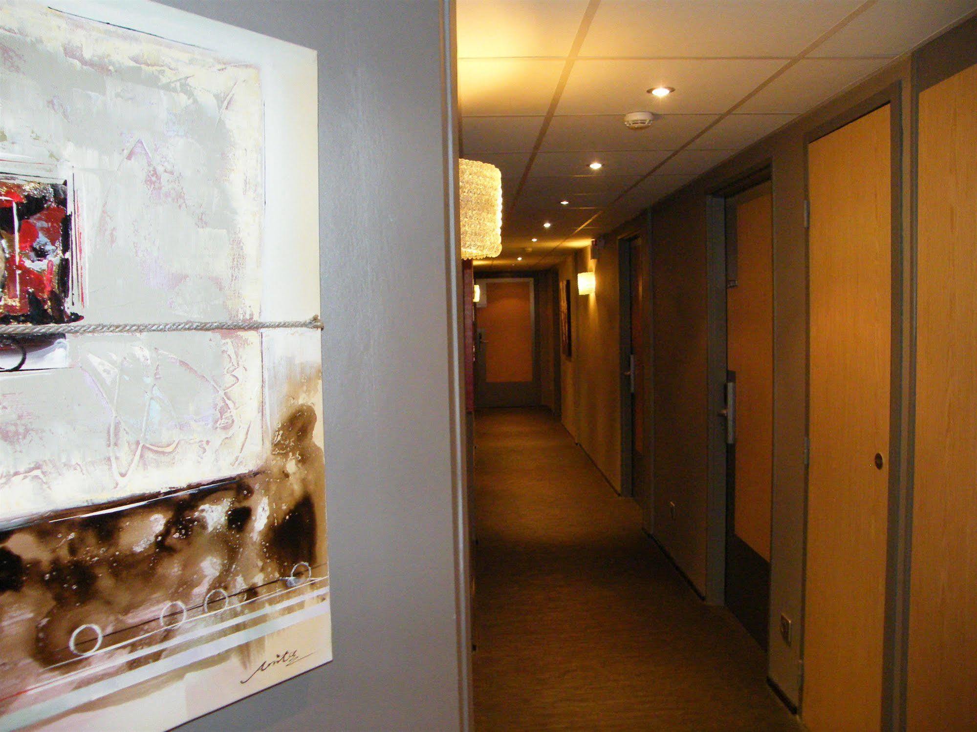 Cit'Hotel Saint-Pierre Vire  Exterior photo